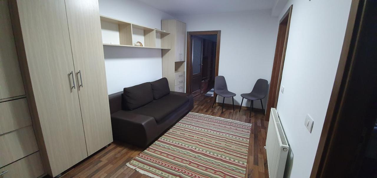 Yla Apartments Piatra Neamţ Exteriér fotografie