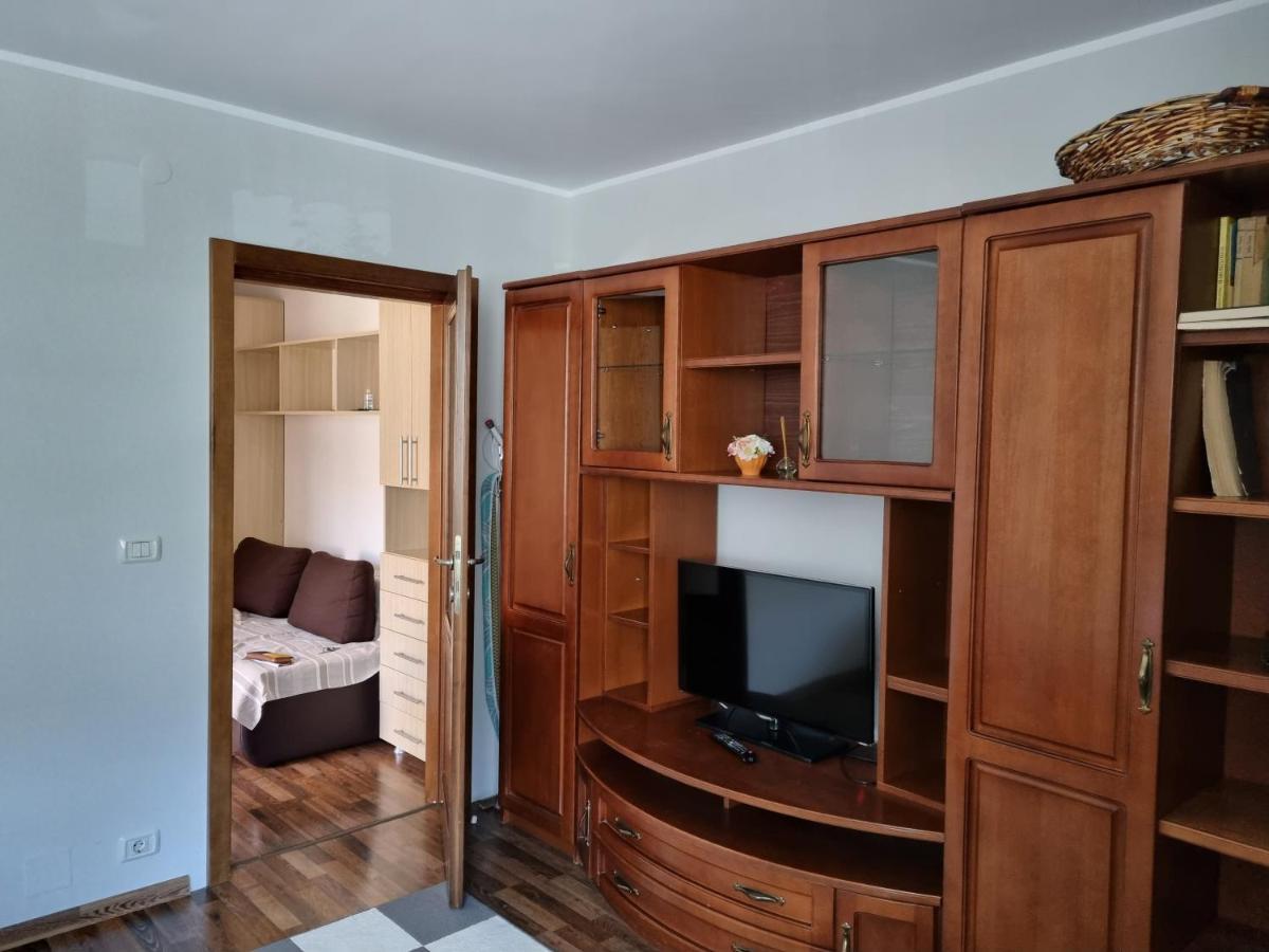 Yla Apartments Piatra Neamţ Exteriér fotografie